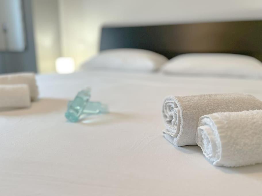 Free Parking - Elegante Casa Con Wifi -Smarttv Apartment Savona Ngoại thất bức ảnh