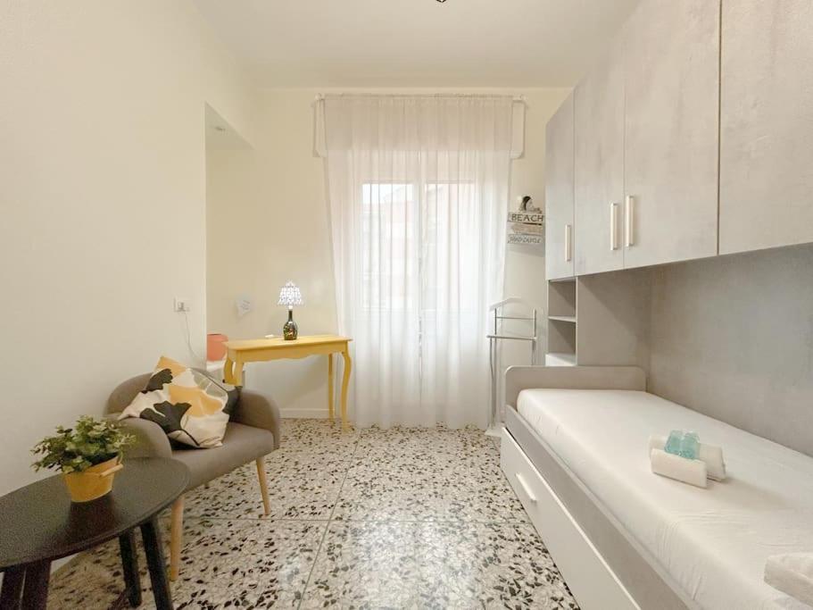 Free Parking - Elegante Casa Con Wifi -Smarttv Apartment Savona Ngoại thất bức ảnh