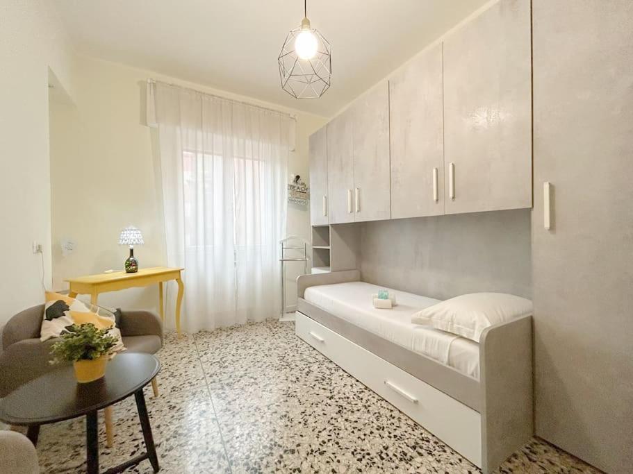 Free Parking - Elegante Casa Con Wifi -Smarttv Apartment Savona Ngoại thất bức ảnh